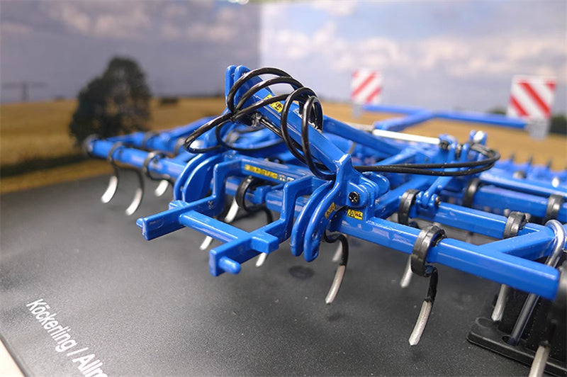 Universal Hobbies Germany Kockerling Allrounder Classic 530 Agricultural tractor tool Blue 1:32 ACCESSORIES Pre-built Model
