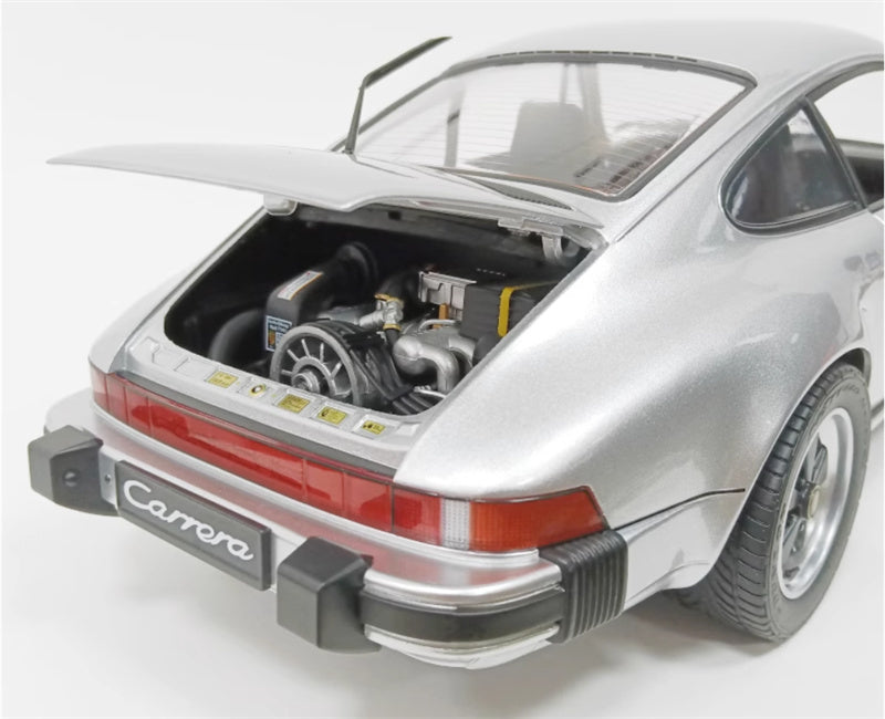 Schuco Porsche 911 Coupe silver 1:12 DIECAST Car