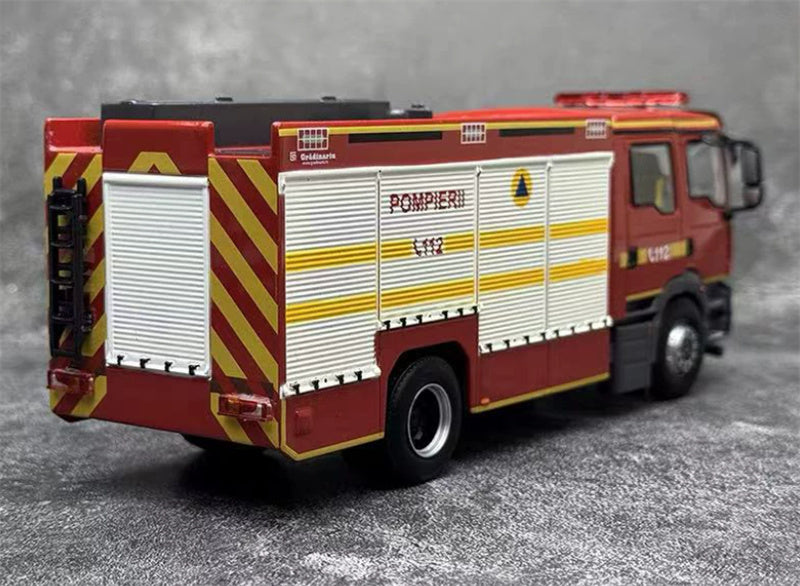 1:43 Man POMPIERII  JIEDA Rescue Major Red Diecast Model