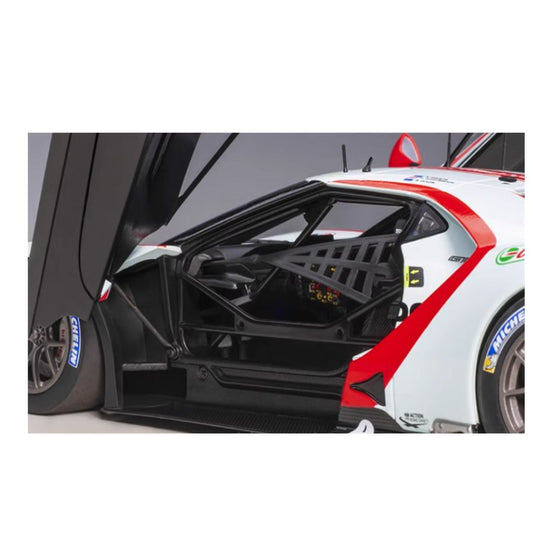 Autoart Ford GT GTE Pro 2019 24-hour Le Mans race #69 1:18 DIECAST Car