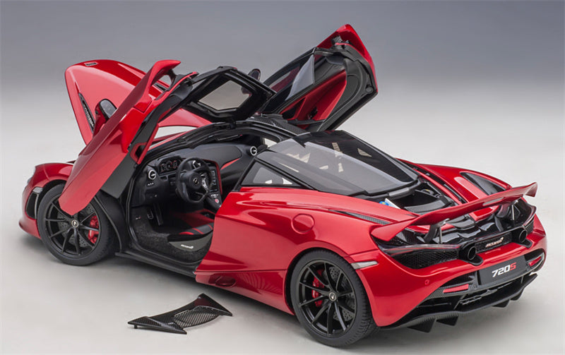 AUTOART McLaren 720S Red 1:18 DIECAST Truck Lorry