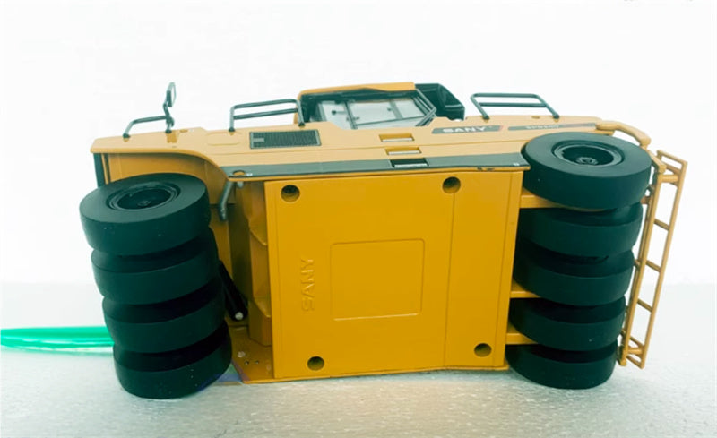 SANY SPR300C Tire Roller 1:35 Truck Pre-built Model