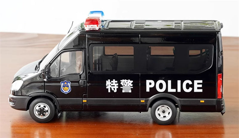 NAVECO Iveco Oushengte police car black 1:24 Car Pre-built Model view6