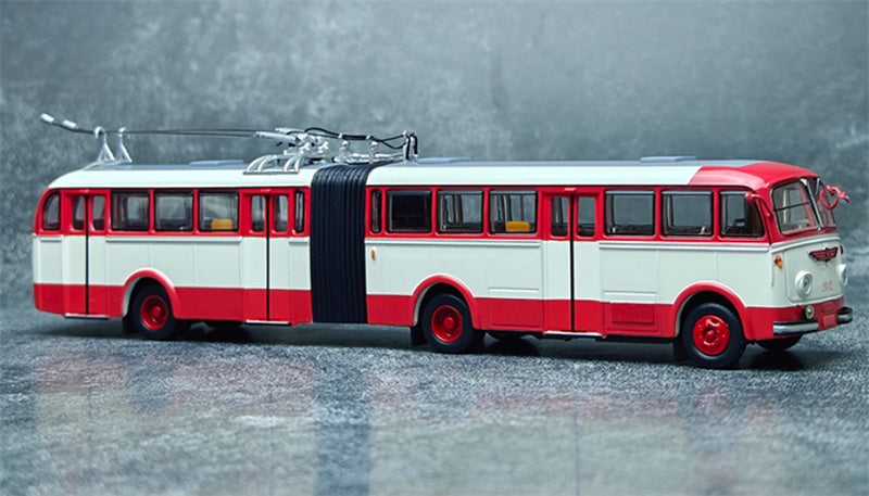 Beijing Public Transport BK560 articulated trolley bus red 1:64 Bus Pre-built Model view7