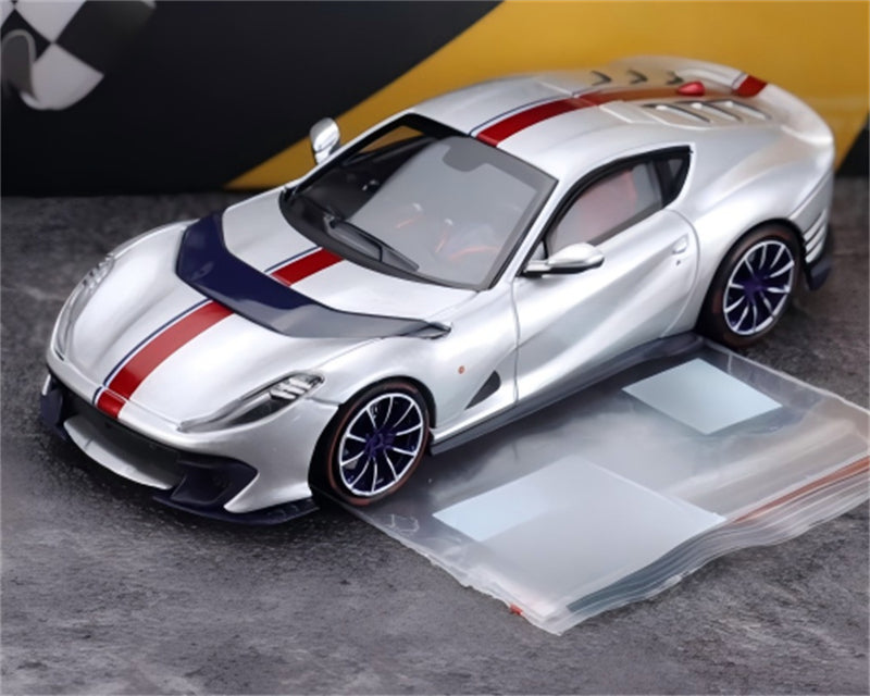 TOC Ferrari FE812C Coupe Sports SANU SILVER 1:64 Car Pre-built Model