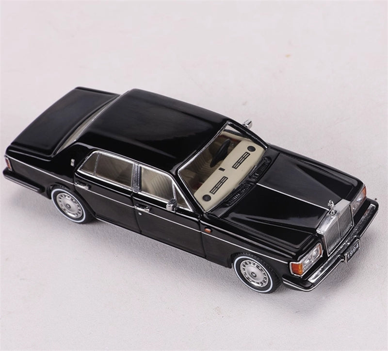 GFCC 1994 Rolls Royce Silver Spur III BLACK White waistline Limited Edition LHD 1:64 car Pre-built Model view4