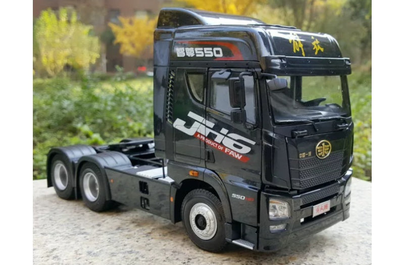 FAW Jiefang JH6 tractor Black 1:24 Truck Pre-built Airliner Model Display view4