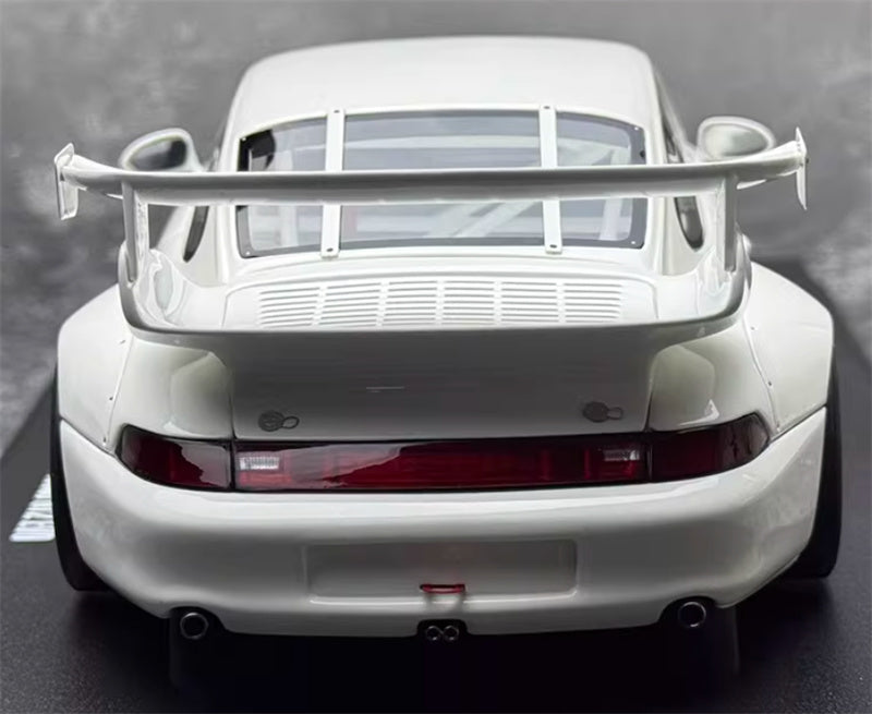 1:18 PORSCHE 911 (993) GT2 EVO COUPE 1995 White  GT SPIRIT Limited Edition Resin Car Model
