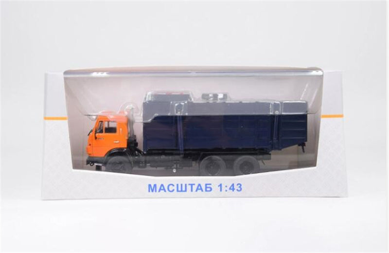 StartScaleModels Russian municipal sanitation self loading Garbage truck KO-415A (53213) 1/43 Truck Pre-built Model