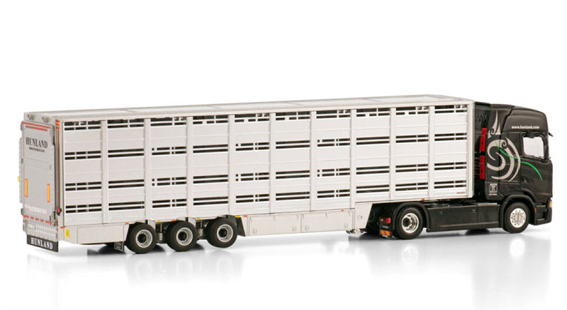 WSI SCANIA S HIGHLINE CS20H 4X2 LIVE STOCK TRAILER - 3 AXLE Hunland 1:50 Truck Pre-built Model