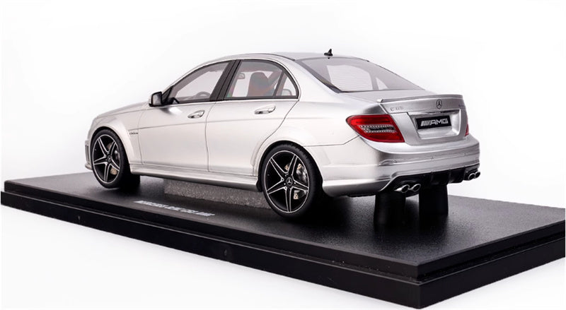 GT SPIRIT Mercedes Benz C63 AMG silver Limited Edition 1:18 Car Pre-built Model view4