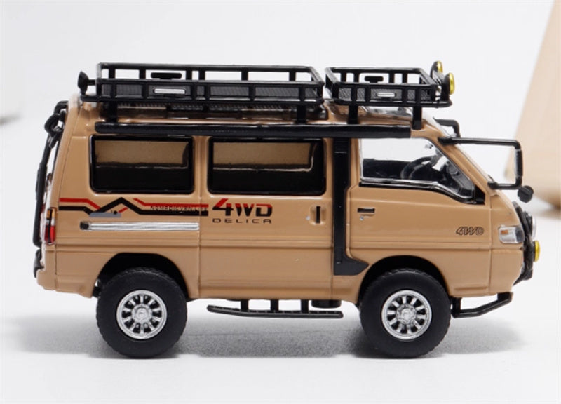 Autobots Models Mitsubishi Delica 3rd Generation Wagon 4X4 Off Road Modified Edition Desert Yellow w/ accessories 1:64 Car Pre-built Model view2