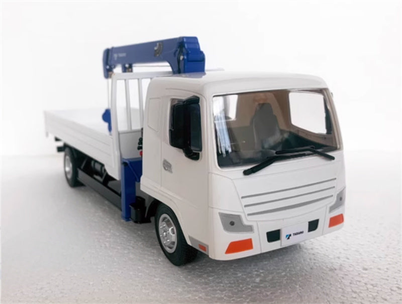 TADANO CARGO CRANE Zest ze360 Limited Edition 1:32 Truck Pre-built Model