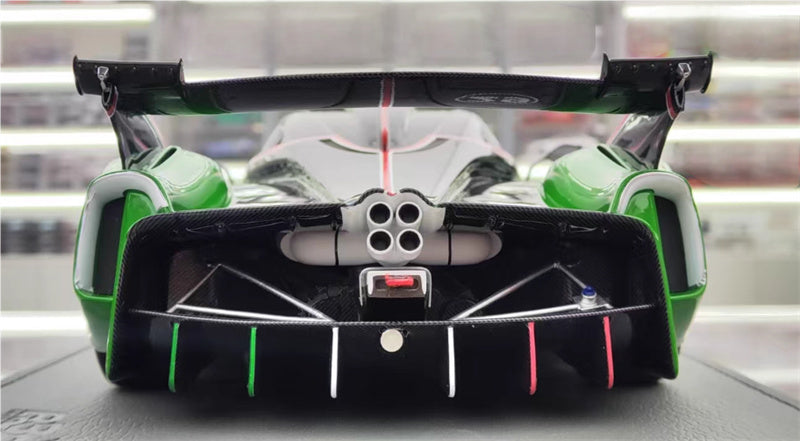 BBR MODELS Pagani Huayra R #29 Gloss black carbon/verde orati Limited Edition 100PCS ONLY Leather base 1:18 Car Pre-built Model view8