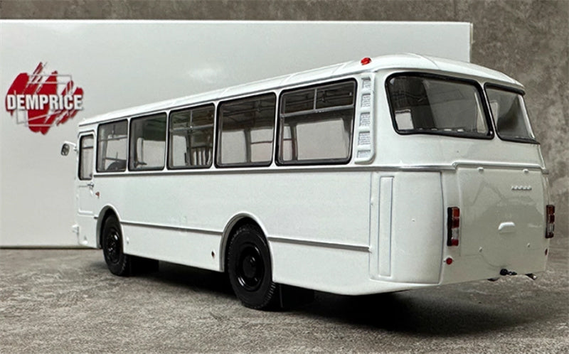 DEMPRICE Russian 695 Bus white 1:43 Bus Pre-built Model view2