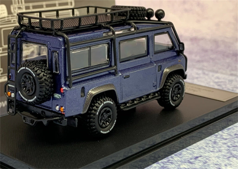 Master Land Rover Defender Van Blue with accessories 1:64 Car Pre-built Airliner Model Display view8