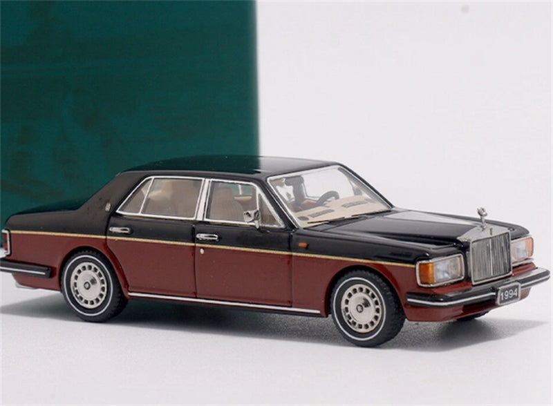 GFCC 1994 Rolls Royce Silver Spur III Red black two-tone with silver wheels Limited Edition 399PCS ONLY LHD 1:64 car Pre-built Model view3