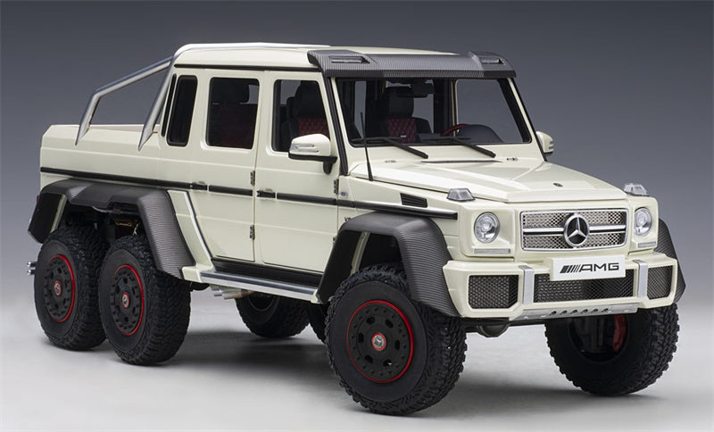 AUTOART MERCEDES BENZ G-CLASS G63 AMG 6X6 2013 Pearl White 1/18 car Pre-a Model