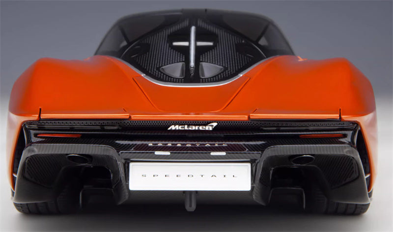 AUTOART McLaren Speedtail supercar orange 1:18 Car Pre-built Model view9