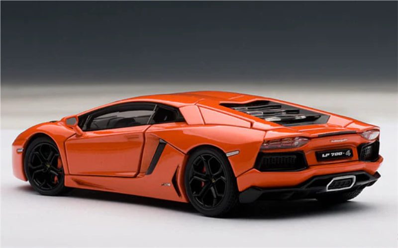 AUTOART Lamborghini LP700-4 supercar Orange fully open 1:43 Car Pre-built Model view5