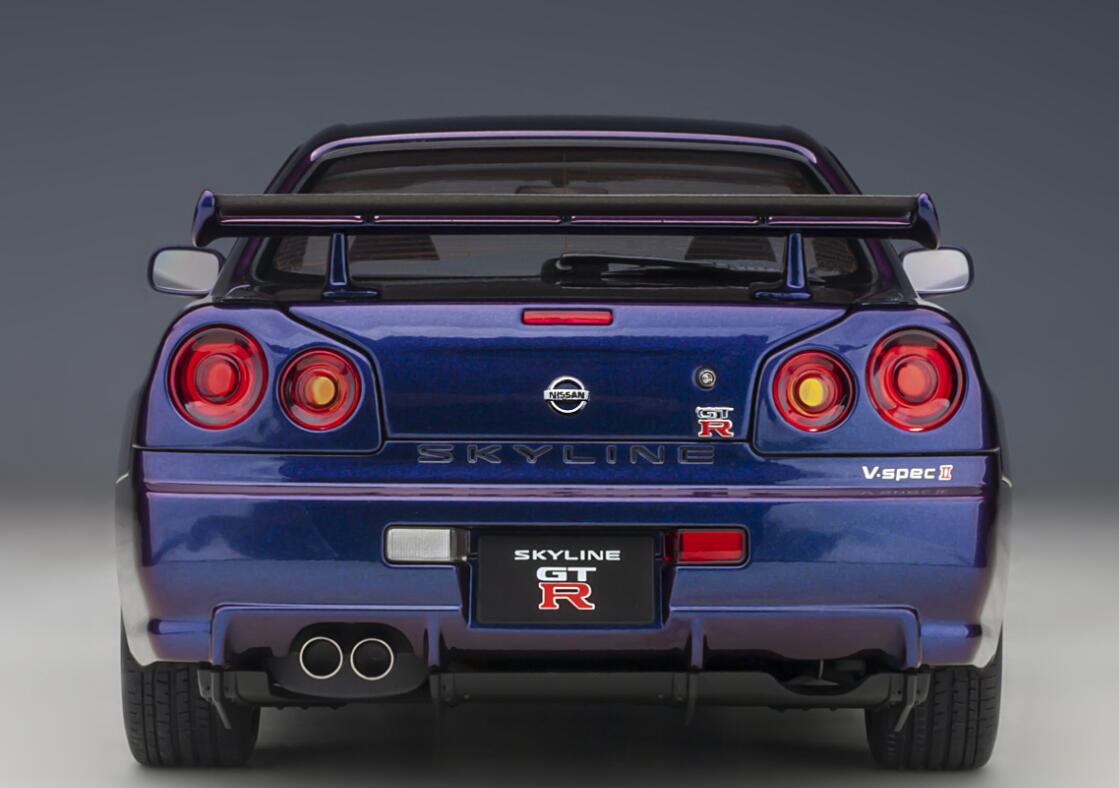 AUTOART Nissan Skyline GT-R (R34) V-Spec II with BBS LM wheels midnight purple 1:18car Pre-a Model