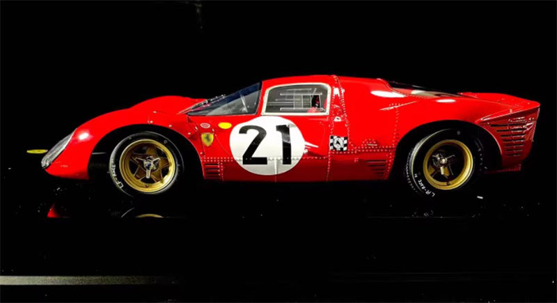 1:18 Ferrari 330p4 330 1967 red Amalgam Le Mans #21 Resin Car Model view2