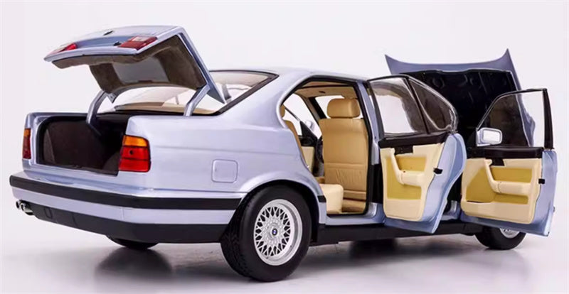 1:18 BMW 5 Series 535i E34 1988 silver blue  MINICHAMPS  DIECAST Car Model