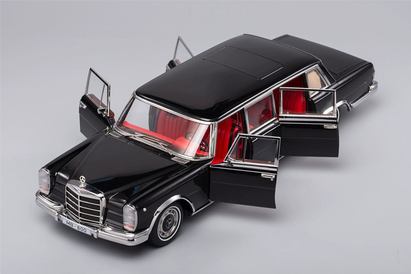 KengFai Mercedes Benz S600 Pullman Classic Car Pearlescent black 1:18 DIECAST CAR