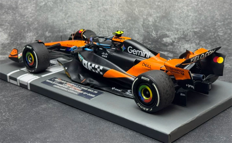 1:18 McLaren MCL39 Norris Winner Abu Dhabi 2025  MINICHAMPS Limited Edition 1200PCS ONLY Resin Model
