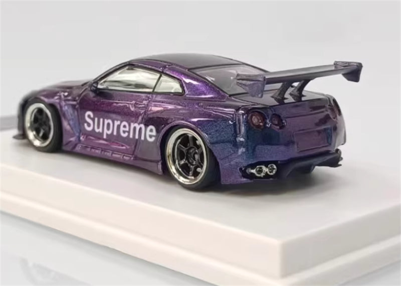 DOT Nissan GT-R R35 Pandem Rocket Bunny Magic Colour Purple 1:64 Car Pre-built Model