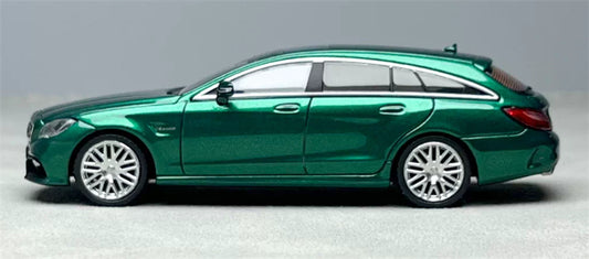 1:64 Mercedes-Benz AMG CLS 63 metallic green KING MODEL Shooting Brake Limited Edition 999PCS ONLY DIECAST Civil Car Model