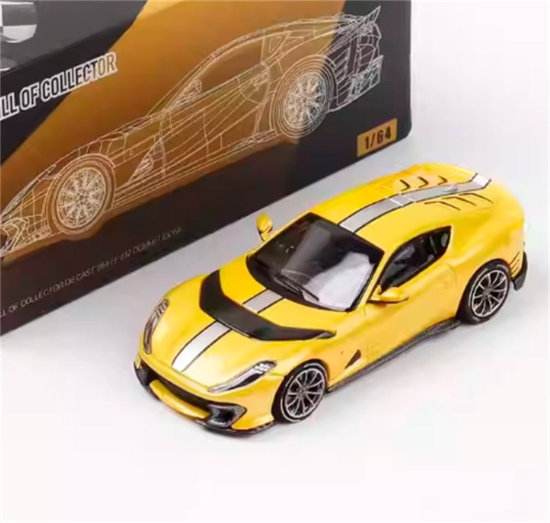 TOC Ferrari FE812C Coupe Sports GIALLO TRIPLO STRATO 1:64 Car Pre-built Model