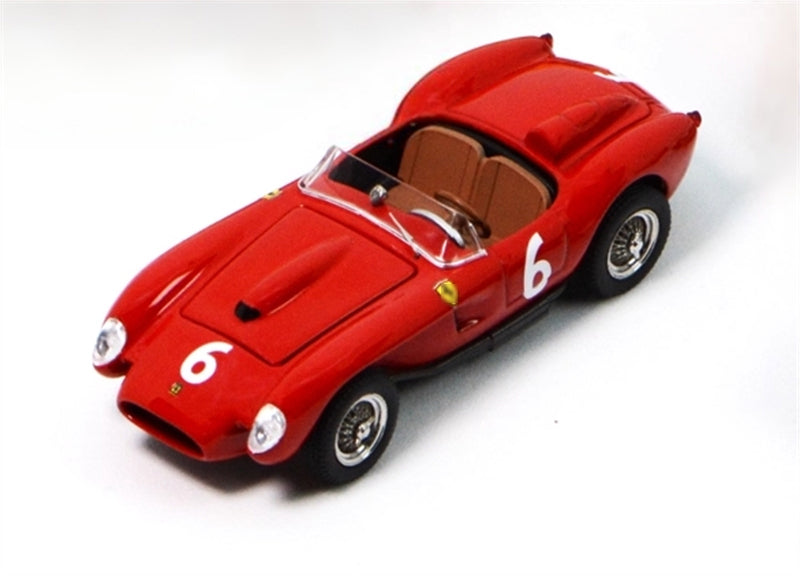 GFCC 1957 Ferrari 250 Testa Rossa Racing Red #6 LHD 1:64 car Pre-built Model view4