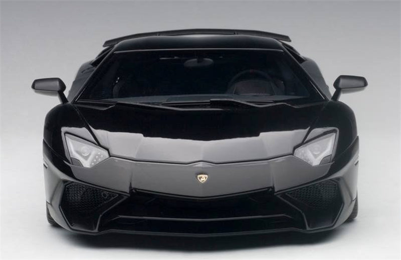 AUTOART Lamborghini Aventador LP750-4 SV Black 1/18 car Pre-a Model