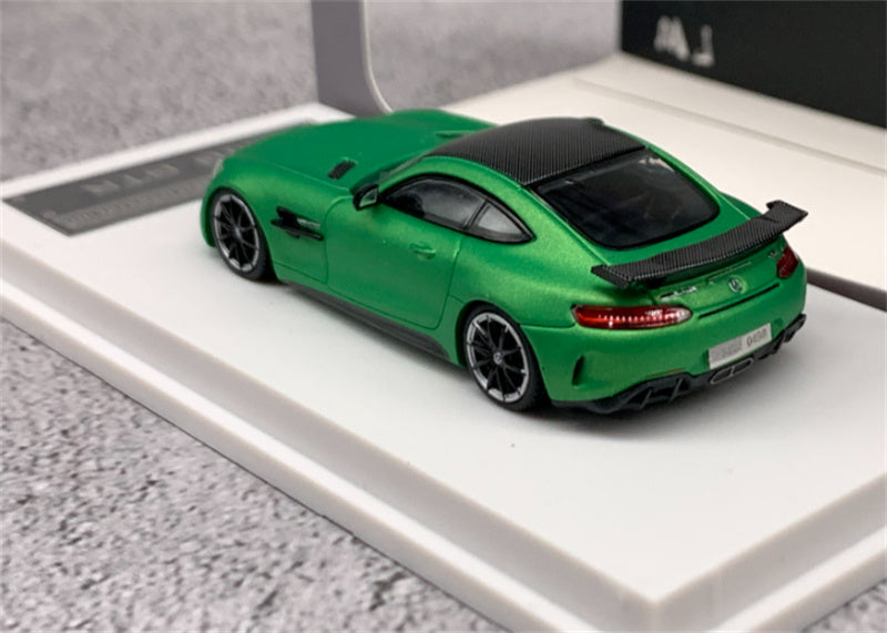 MJ Model 2017 Mercedes AMG GTR C190 First Generation Supercar green Limited Edition 1000PCS Only 1:64 Car Pre-built Airliner Model Display view3