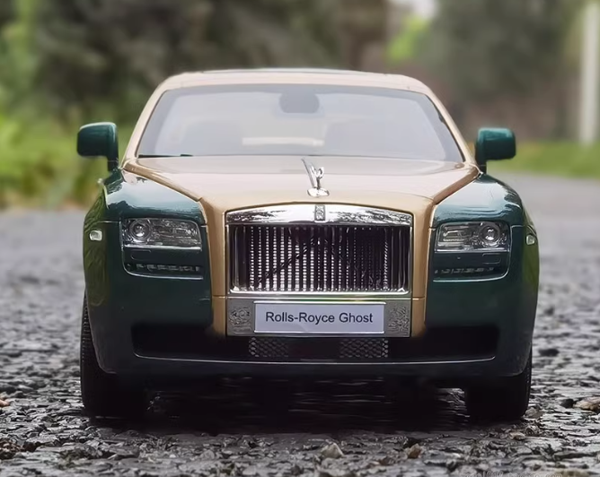 kyosho Rolls Royce RR ghost Green and gold dual color 1:18car Pre-a Model