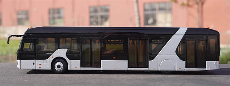 Yutong Yutong Airport Shuttle Bus New Energy Silver 1:42 Bus Pre-built Model