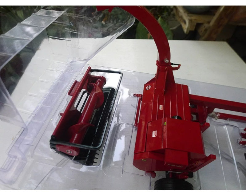 1:16 CASE IH  781 SpecCast  Red DIECAST Model