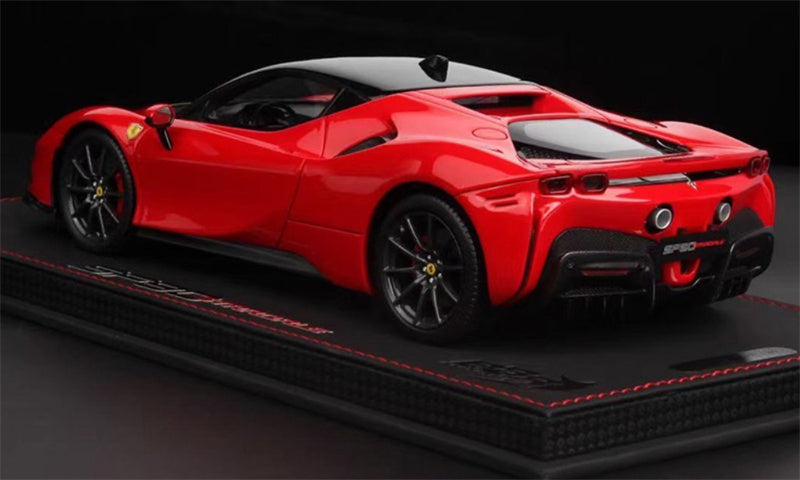 BBR MODELS Ferrari SF90 Stradale Standard Red Carbon black wheel/red calipers Limited Edition 40PCS ONLY Leather base 1:18 Car Pre-built Model view4