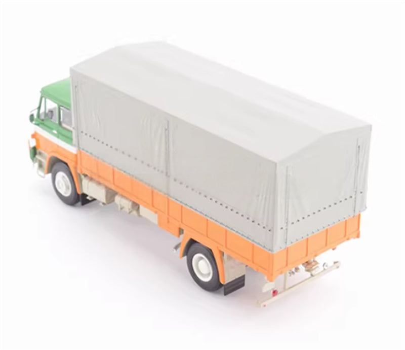 Premium ClassiXXs Czech SKODA-100.05 heavy-duty flatbed truck 1:43 Truck Pre-built Airliner Model Display view2