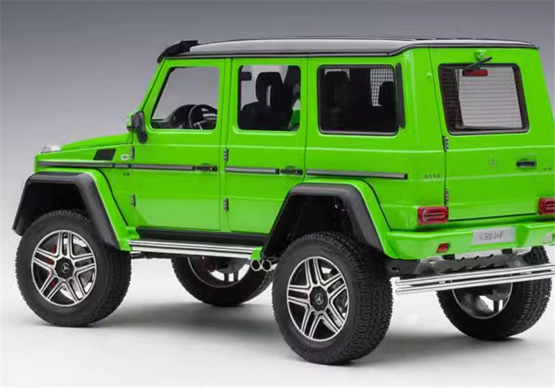 Autoart Mercedes Benz G500 4×4² Green 1/18 DIECAST CAR