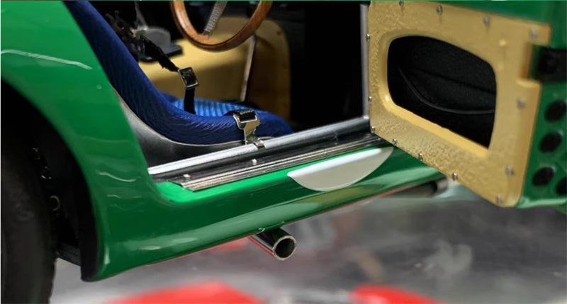 CMC Ferrari 250 GTO Silverstone 1963 David #44 Right hand drive Green Limited Edition 2000PCS ONLY 1:18 Car Pre-built Model view12