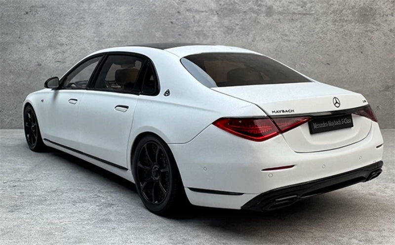 1:18 Mercedes Maybach S680 2021 White - Black Wheel Almost Real  DIECAST Model