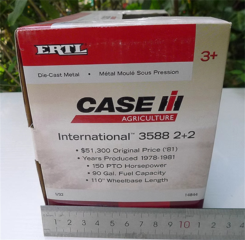 ERTL CASE IH 3588 2+2 International Agricultural Tractor Red 1:32 Truck Pre-built Model