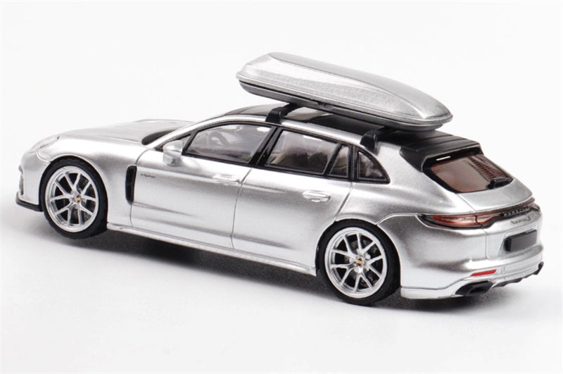 Rhino Model Porsche Panamera Hunting Edition Limited Edition 699PCS ONLY Silver - Comes with luggage 1:64 Car Pre-built Model view3