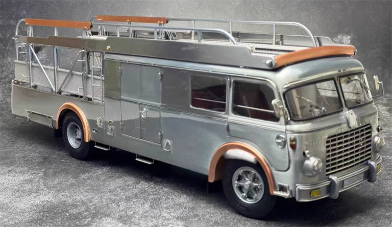 CMC Race Transporter Clear Finish Fiat 642 RN2 Bartoletti 1957 Limited Edition 500PCS ONLY 1:18 Truck Pre-built Model view7