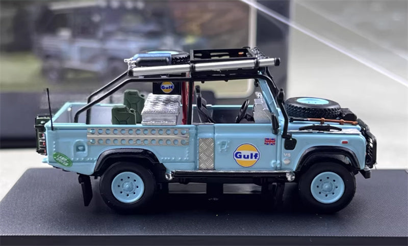 SW Land Rover Defender 110 GULF Limited Edition 499PCS ONLY 1:64 car Pre-built Model view4
