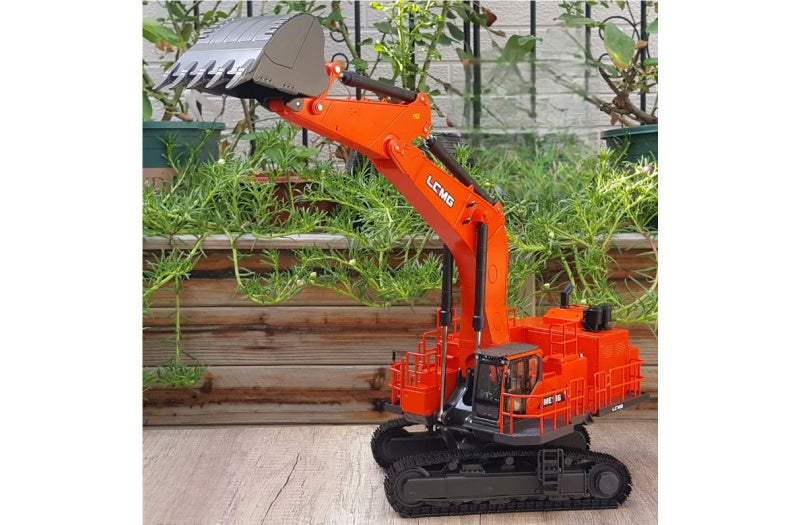 LGMG ME136 Large mining excavator Orange Red 1:35 Truck Pre-built Airliner Model Display view8