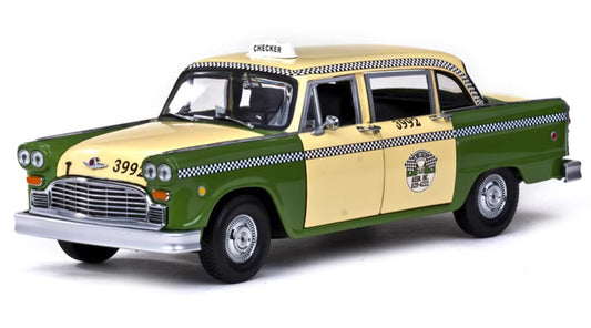 Sun Star 1981 Checker A11 New York Taxi Chicago Green 1:18 Car Pre-built Model view1