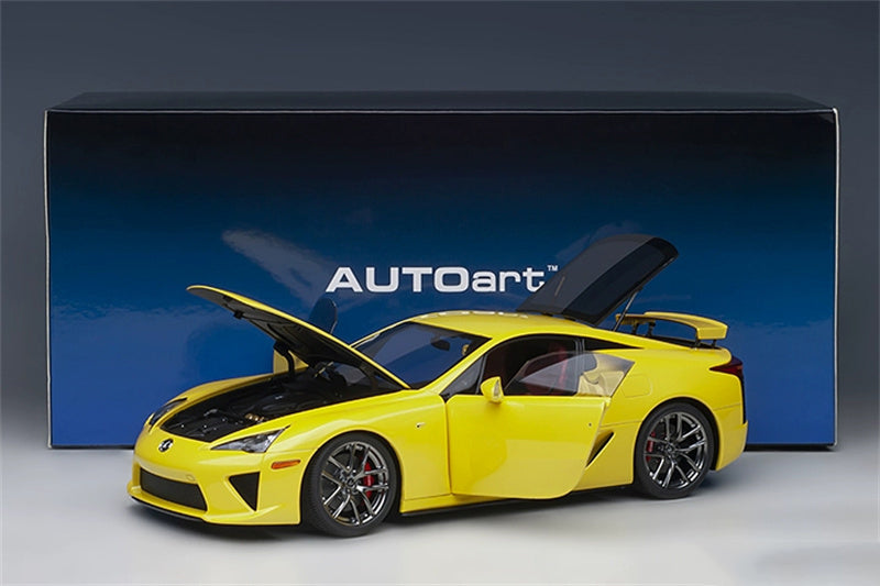 AUTOART LEXUS LFA Car yellow 1:18 DIECAST CAR